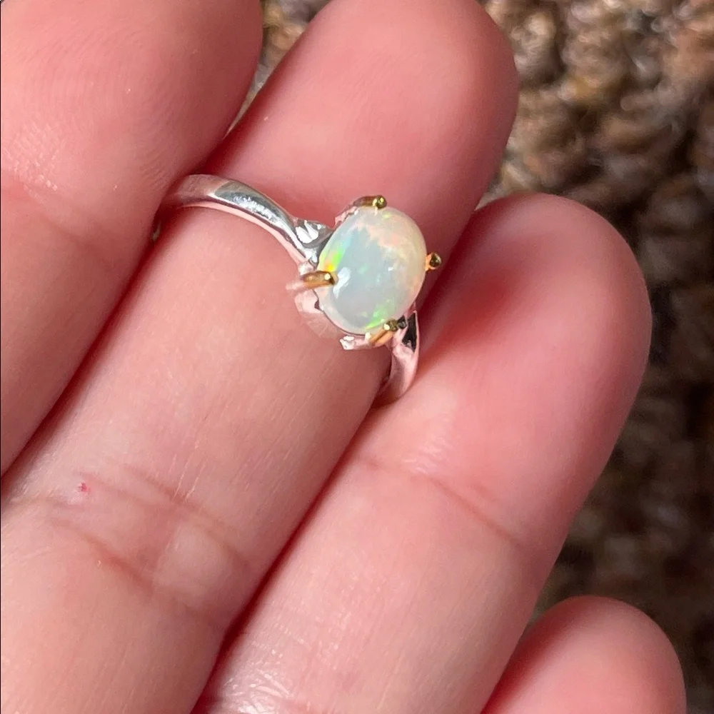 Natural Ethiopian Opal Ring in 925 Sterling Silver Size 5.5 - Picture 5 of 9